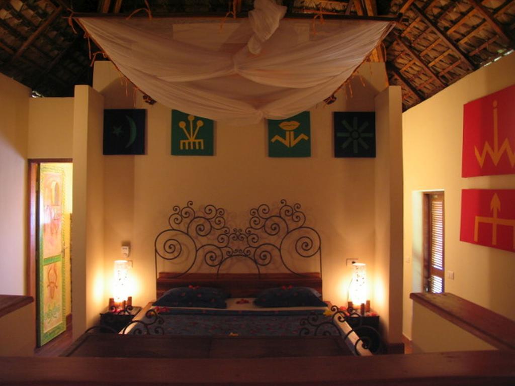 Le Zahir Lodge Амбатолоака Екстериор снимка